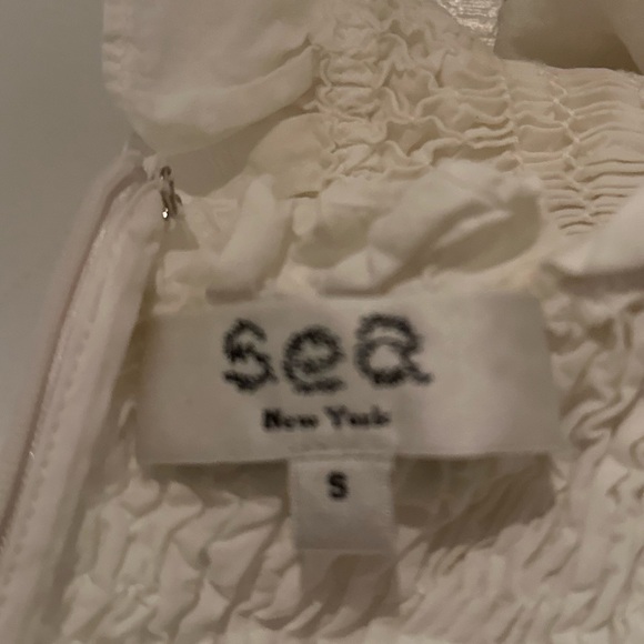 SEA Simona Puffed Sleeve Smocked Top - Picture 4 of 11